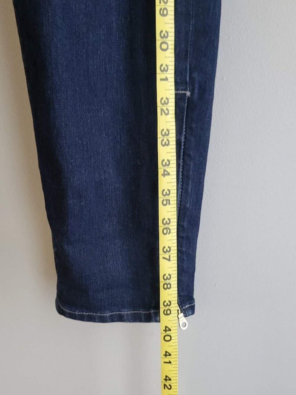 CJ by Cookie Johnson Dynasty Jeans Size 32 - Picture 5 of 11